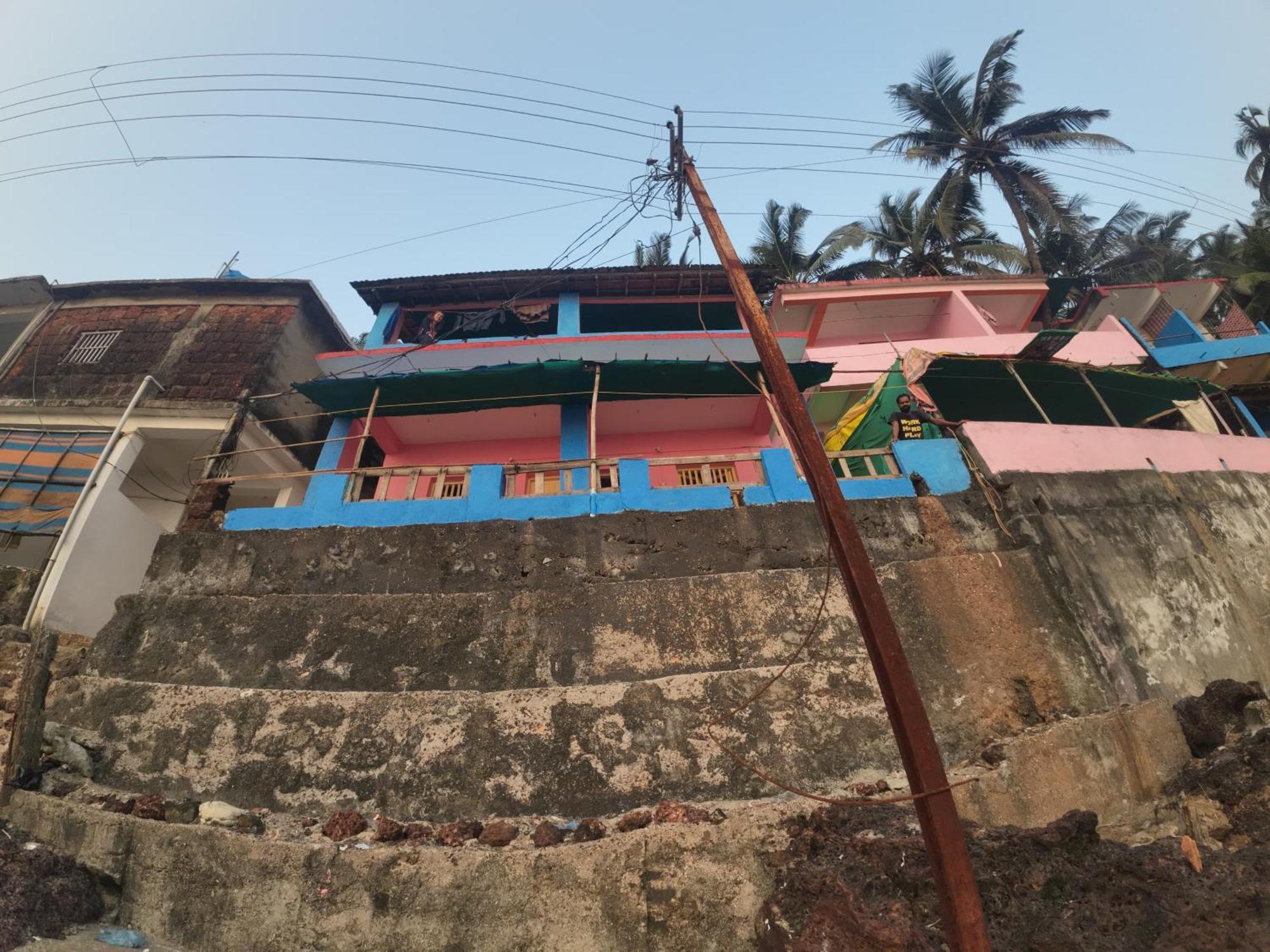 Om Ganesh Guest House Cliffside Arambol Eksteriør billede